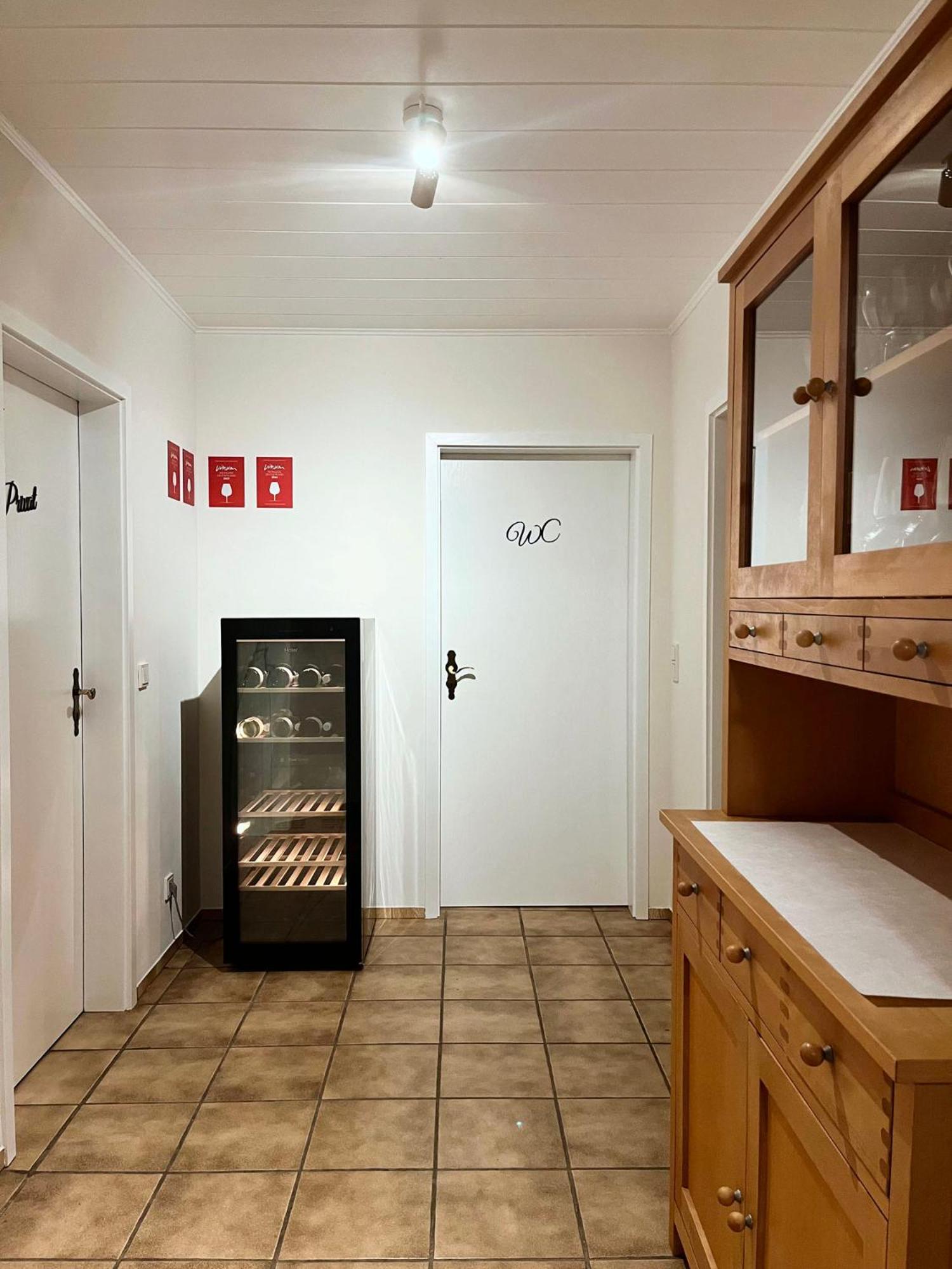 Pension 1595 Im Weingut Botzet Maring-Noviand Luaran gambar