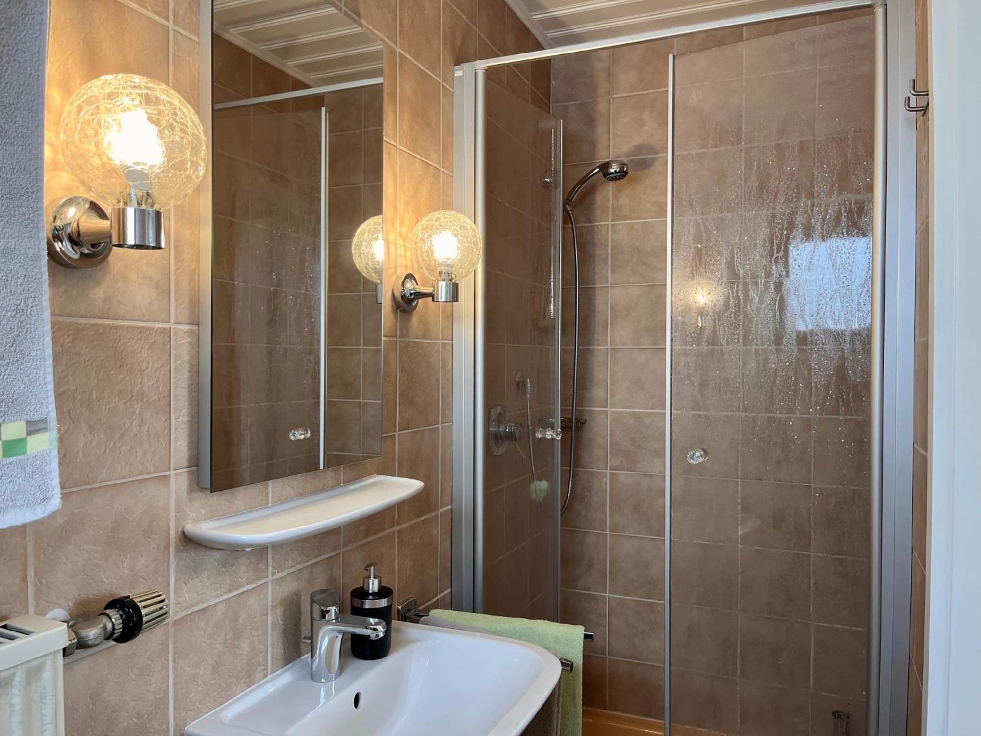 Pension 1595 Im Weingut Botzet Maring-Noviand Luaran gambar